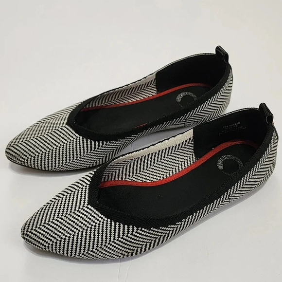 Journee Collection Women Karise Ballet Flats Pointed Toe, Comfy Slip-On, sz 6.5 - Picture 7 of 14